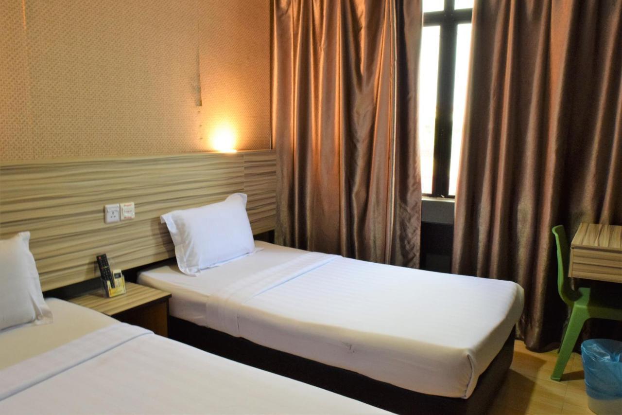 Dj Citi Inn Hotel Kuala Terengganu Kültér fotó